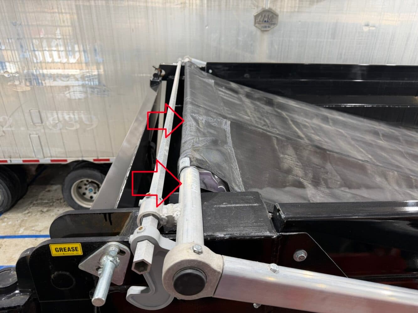 ELECTRIC FLIP ROLLTUBE FOR MOTOR BUSHING